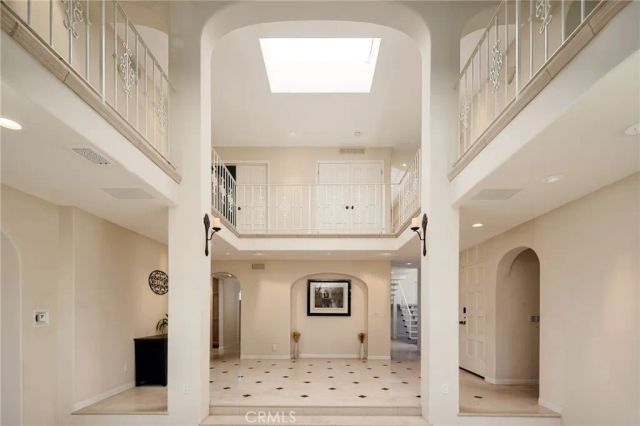16581 Melville Circle, Huntington Beach, CA 92649