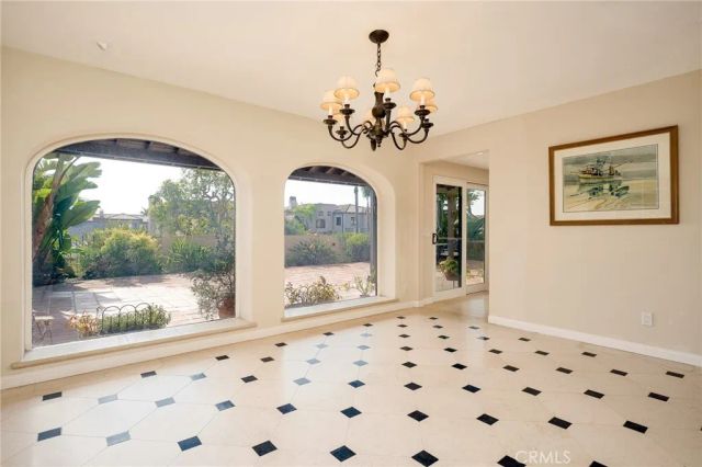 16581 Melville Circle, Huntington Beach, CA 92649