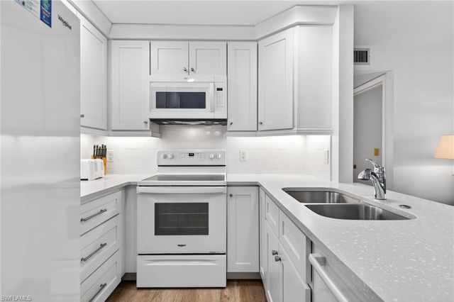 845 E Gulf DR # 542, Sanibel, FL 33957