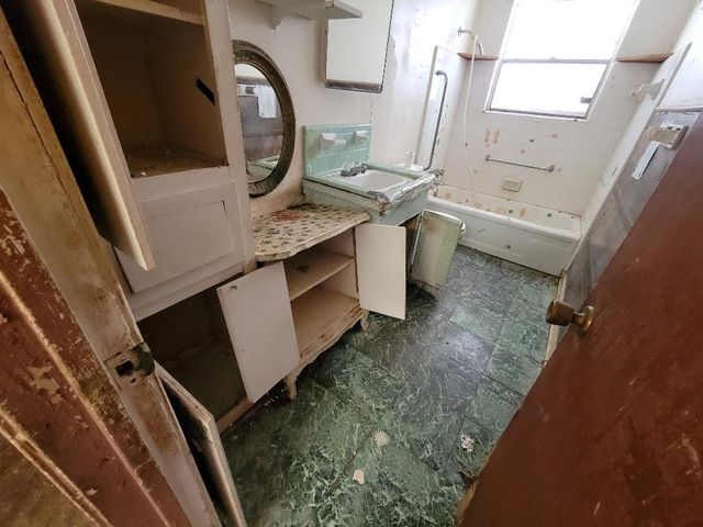 5143 Dumore Drive, Houston, TX 77048