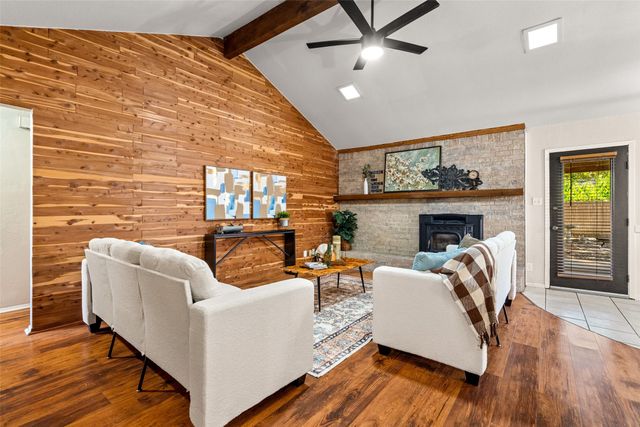 1032 Kane Street, Benbrook, TX 76126