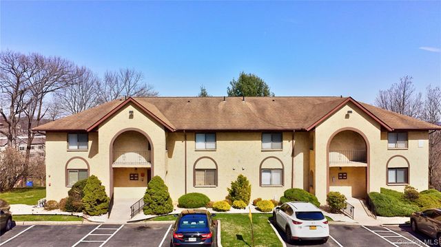 51 Omni Parc Drive, Nanuet, NY 10954