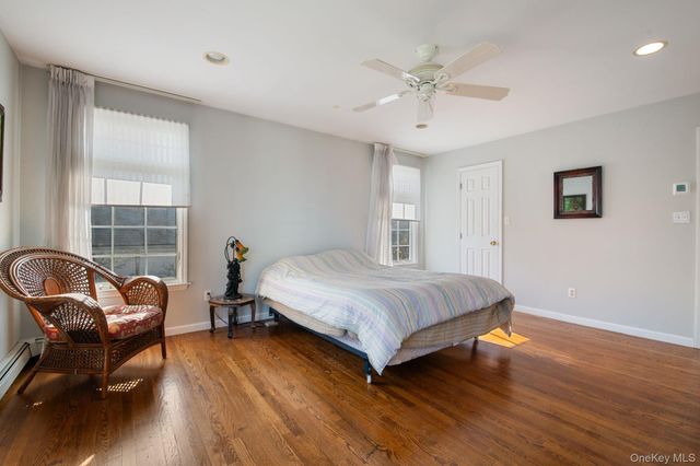 89 Nottingham Road, Manhasset Hills, NY 11040