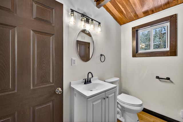 6 Birch Tree Lane, Hillsborough, NH 03244