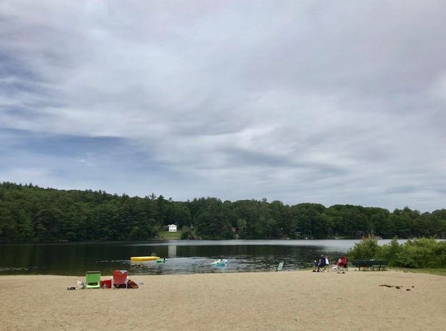 6 Birch Tree Lane, Hillsborough, NH 03244