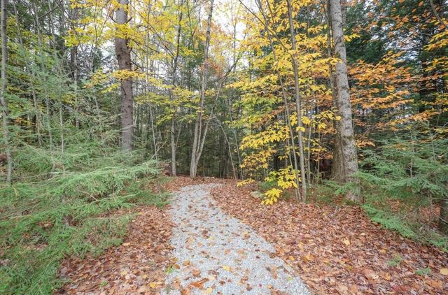 6 Birch Tree Lane, Hillsborough, NH 03244