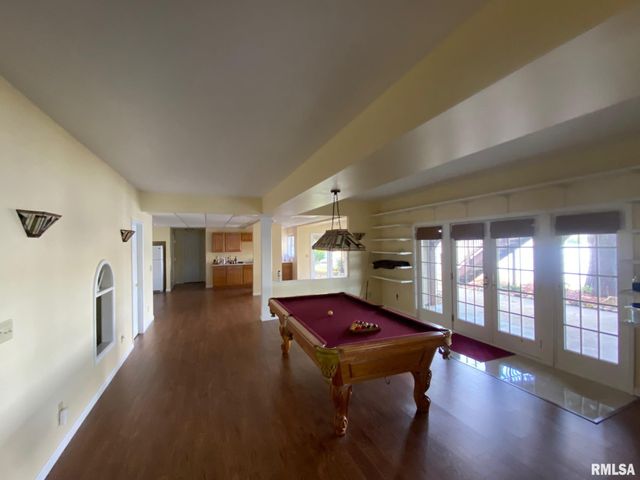 2419 EASTWOOD Drive, Taylorville, IL 62568