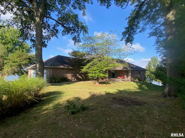 2419 EASTWOOD Drive, Taylorville, IL 62568