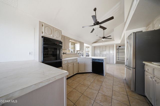 2504 MEMPHIS Avenue, El Paso, TX 79930