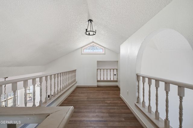 2504 MEMPHIS Avenue, El Paso, TX 79930