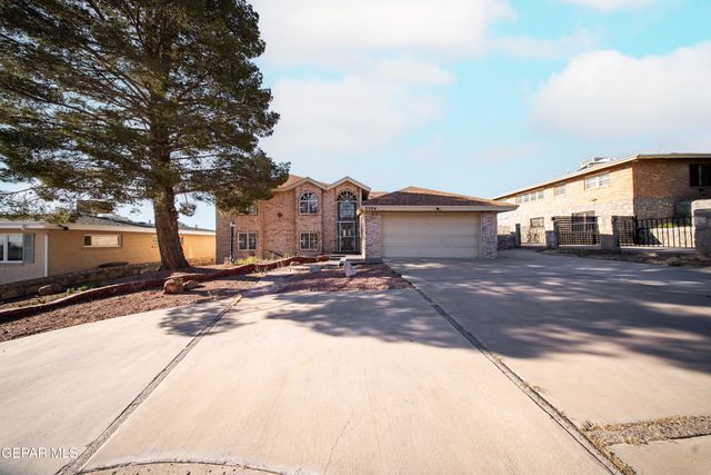 2504 MEMPHIS Avenue, El Paso, TX 79930