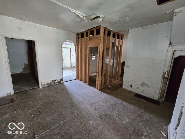 1310 Locust Street, Anderson, IN 46016