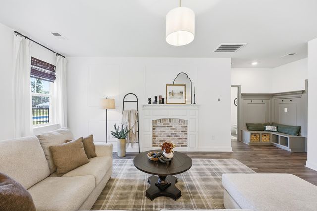 1618 Wood Stork Dr., Conway, SC 29526