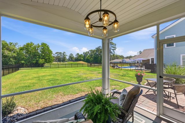 1618 Wood Stork Dr., Conway, SC 29526