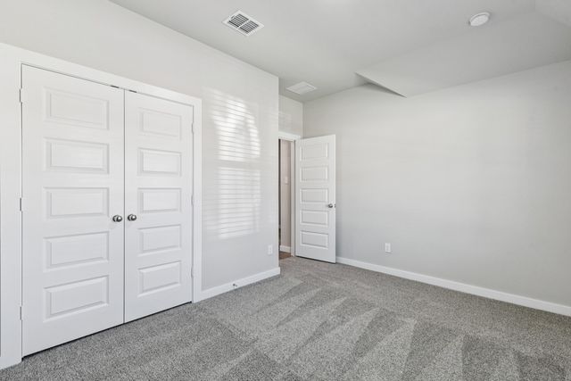 421 Hundred Acre Drive, Waxahachie, TX 75165