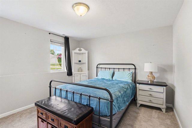 621 Oklahoma Drive, Three Rivers, MI 49093