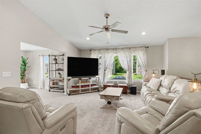 621 Oklahoma Drive, Three Rivers, MI 49093