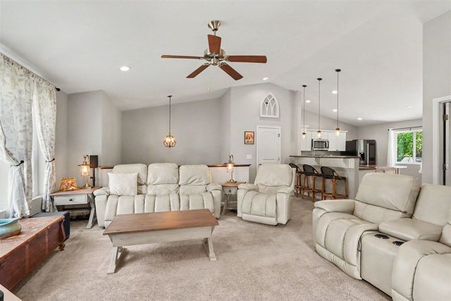 621 Oklahoma Drive, Three Rivers, MI 49093