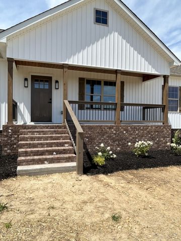 6518 Carter Rd, Westmoreland, TN 37186