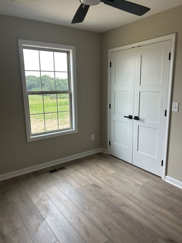 6518 Carter Rd, Westmoreland, TN 37186
