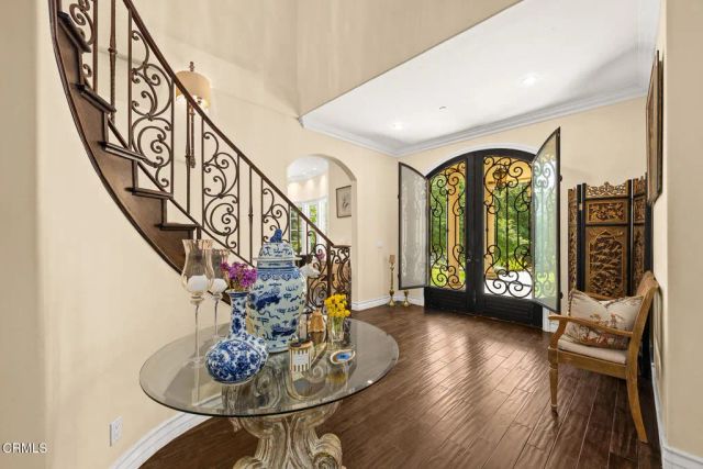 574 Camillo Road, Sierra Madre, CA 91024