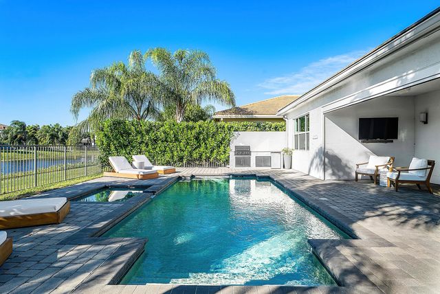 9734 Salty Bay Drive, Delray Beach, FL 33446