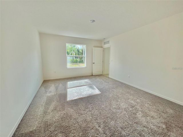 560 WALNUT AVENUE, Orange City, FL 32763