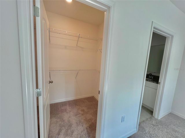 560 WALNUT AVENUE, Orange City, FL 32763