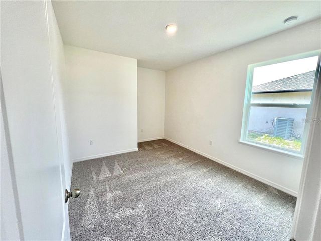 560 WALNUT AVENUE, Orange City, FL 32763