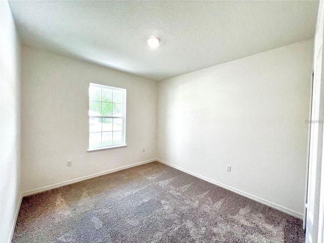 560 WALNUT AVENUE, Orange City, FL 32763