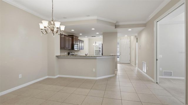 5605 KEY WEST PLACE 5605 B-01, Bradenton, FL 34203