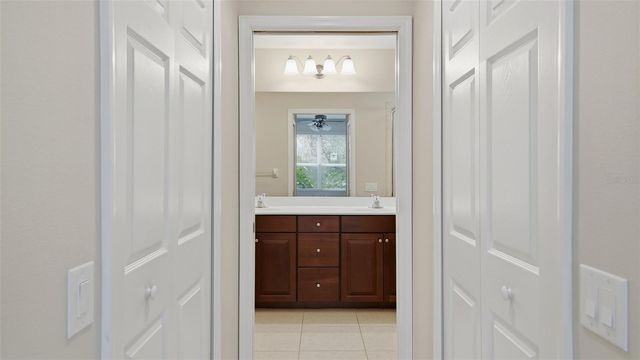 5605 KEY WEST PLACE 5605 B-01, Bradenton, FL 34203