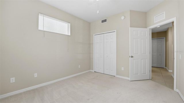 5605 KEY WEST PLACE 5605 B-01, Bradenton, FL 34203