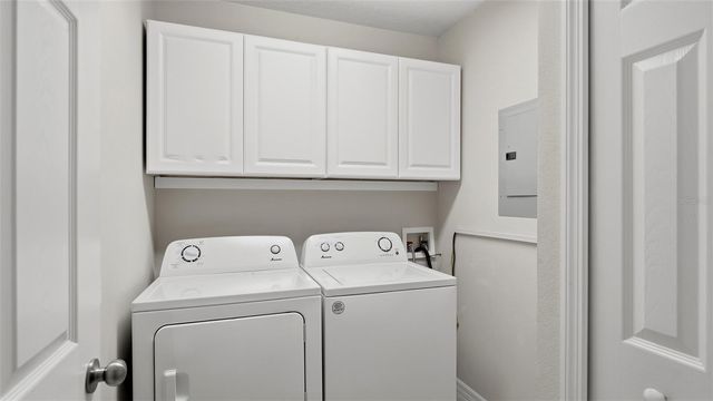 5605 KEY WEST PLACE 5605 B-01, Bradenton, FL 34203