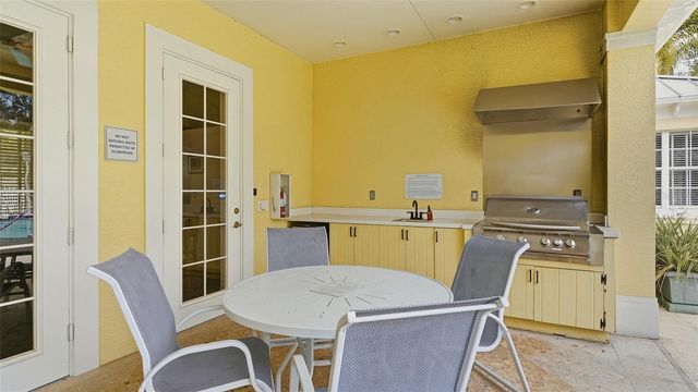 5605 KEY WEST PLACE 5605 B-01, Bradenton, FL 34203