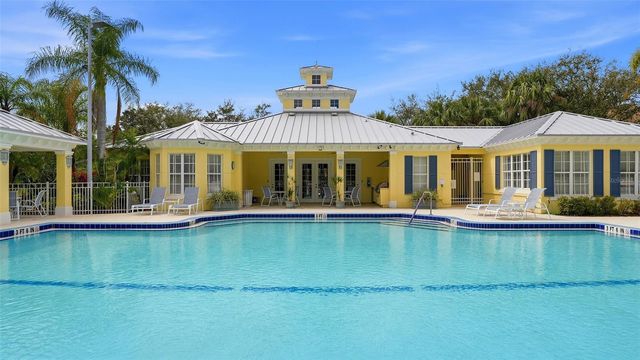 5605 KEY WEST PLACE 5605 B-01, Bradenton, FL 34203