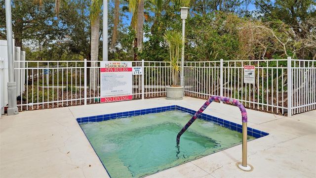 5605 KEY WEST PLACE 5605 B-01, Bradenton, FL 34203