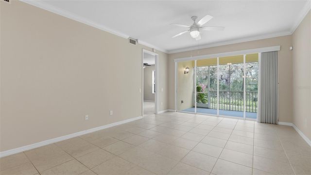 5605 KEY WEST PLACE 5605 B-01, Bradenton, FL 34203