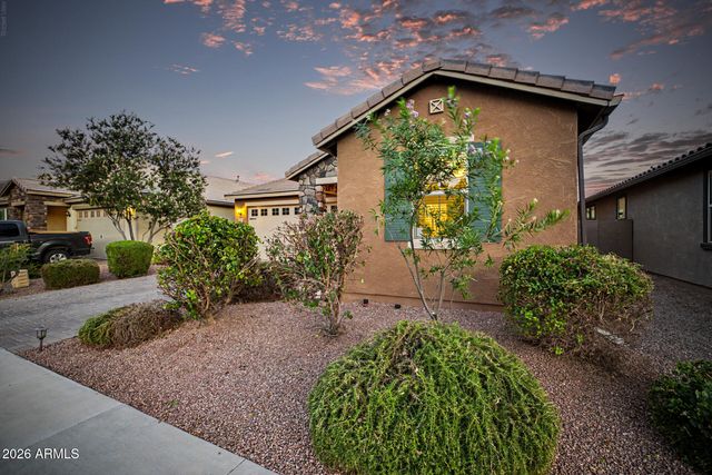 3925 E CONSTITUTION Drive, Gilbert, AZ 85296