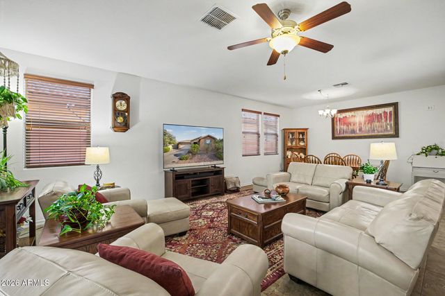 3925 E CONSTITUTION Drive, Gilbert, AZ 85296