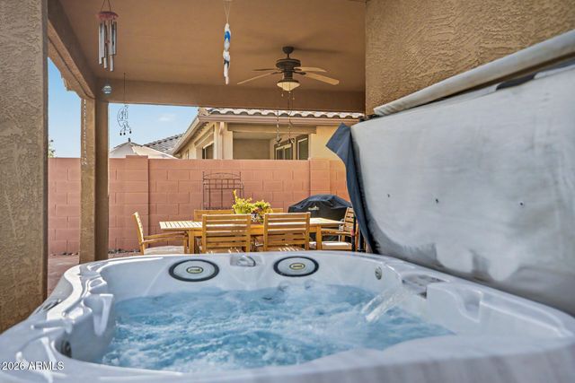 3925 E CONSTITUTION Drive, Gilbert, AZ 85296