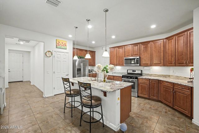 3925 E CONSTITUTION Drive, Gilbert, AZ 85296