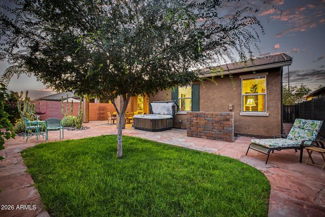 3925 E CONSTITUTION Drive, Gilbert, AZ 85296