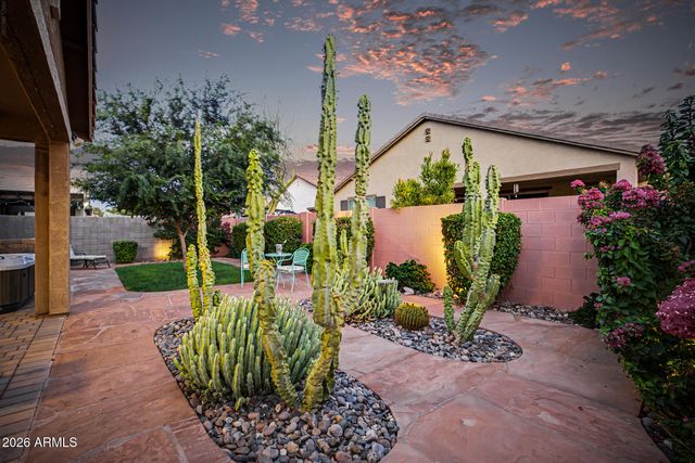 3925 E CONSTITUTION Drive, Gilbert, AZ 85296