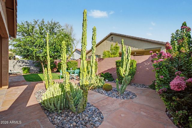 3925 E CONSTITUTION Drive, Gilbert, AZ 85296