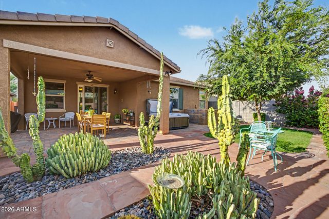 3925 E CONSTITUTION Drive, Gilbert, AZ 85296