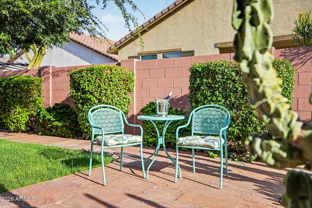 3925 E CONSTITUTION Drive, Gilbert, AZ 85296
