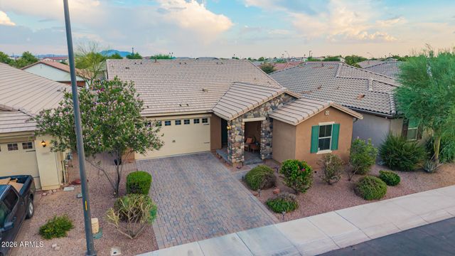 3925 E CONSTITUTION Drive, Gilbert, AZ 85296