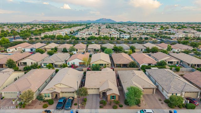 3925 E CONSTITUTION Drive, Gilbert, AZ 85296