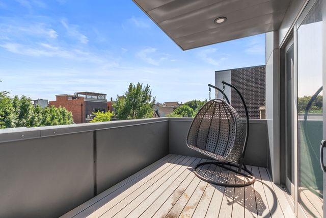 1620 W Pierce Avenue, Chicago, IL 60622
